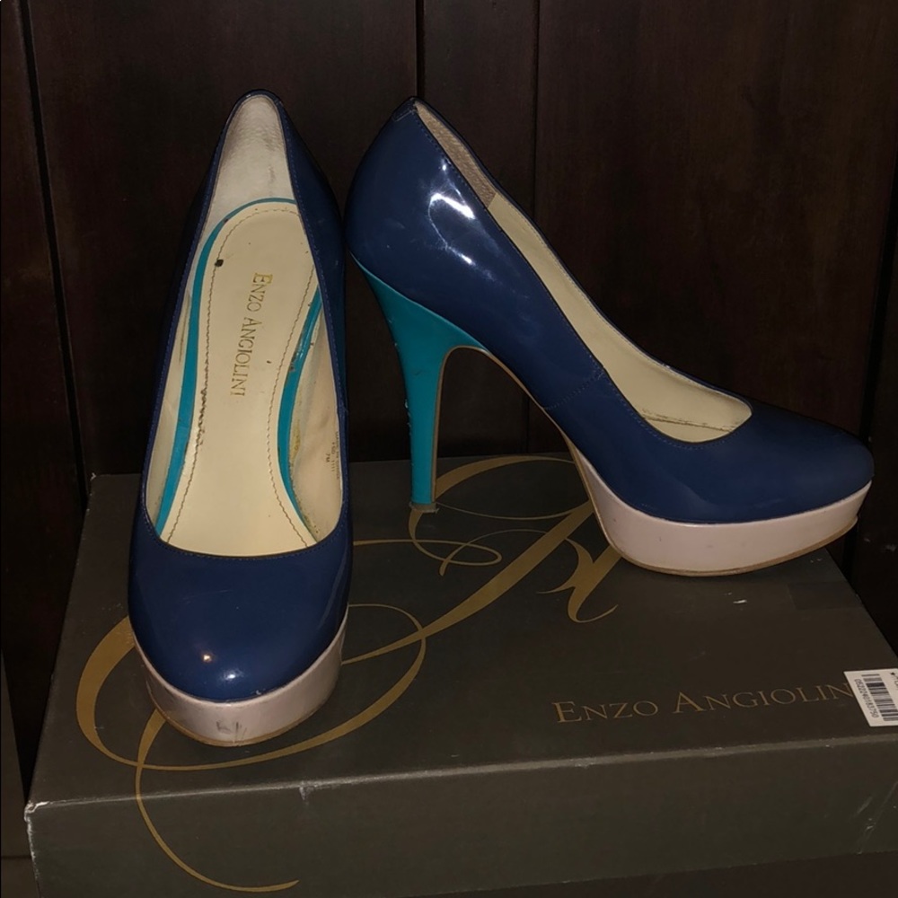 Heels - Picture 3 of 3